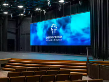 Video Wall High Brightness Led Display Untuk Konferensi Bioskop Gereja